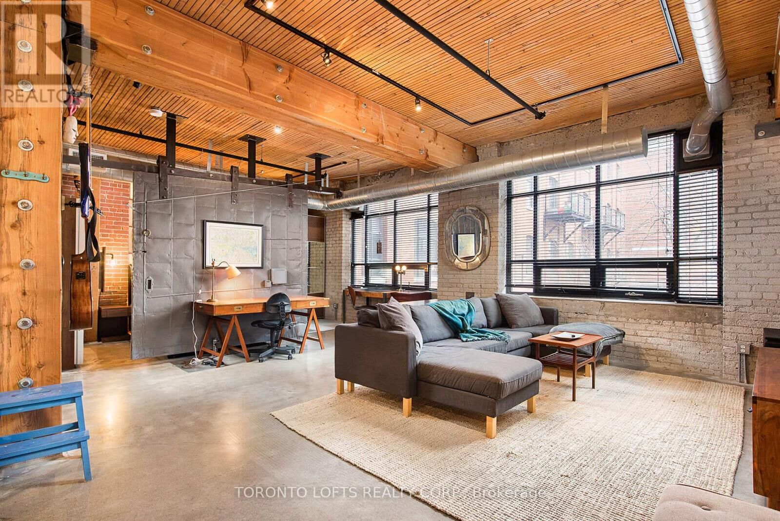 Property Photo:  68 Broadview Avenue 201  ON M4M 2E6 