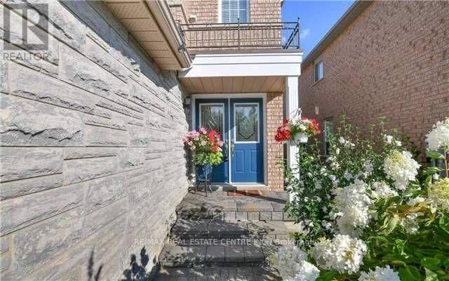 Property Photo:  3806 Foxborough Trail  ON L5N 7T7 