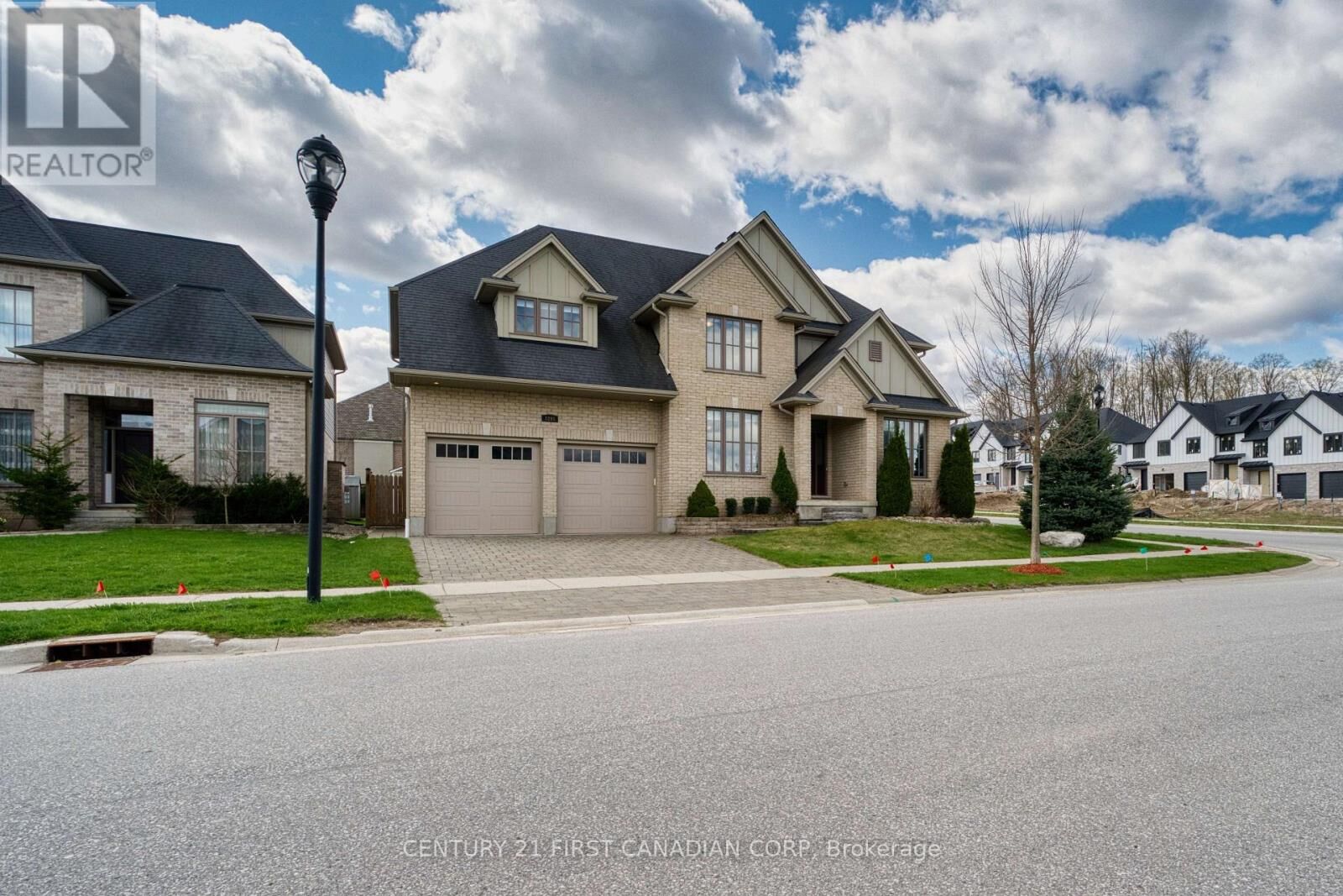 Property Photo: 1895 Sumac Way ON N6K 0E9