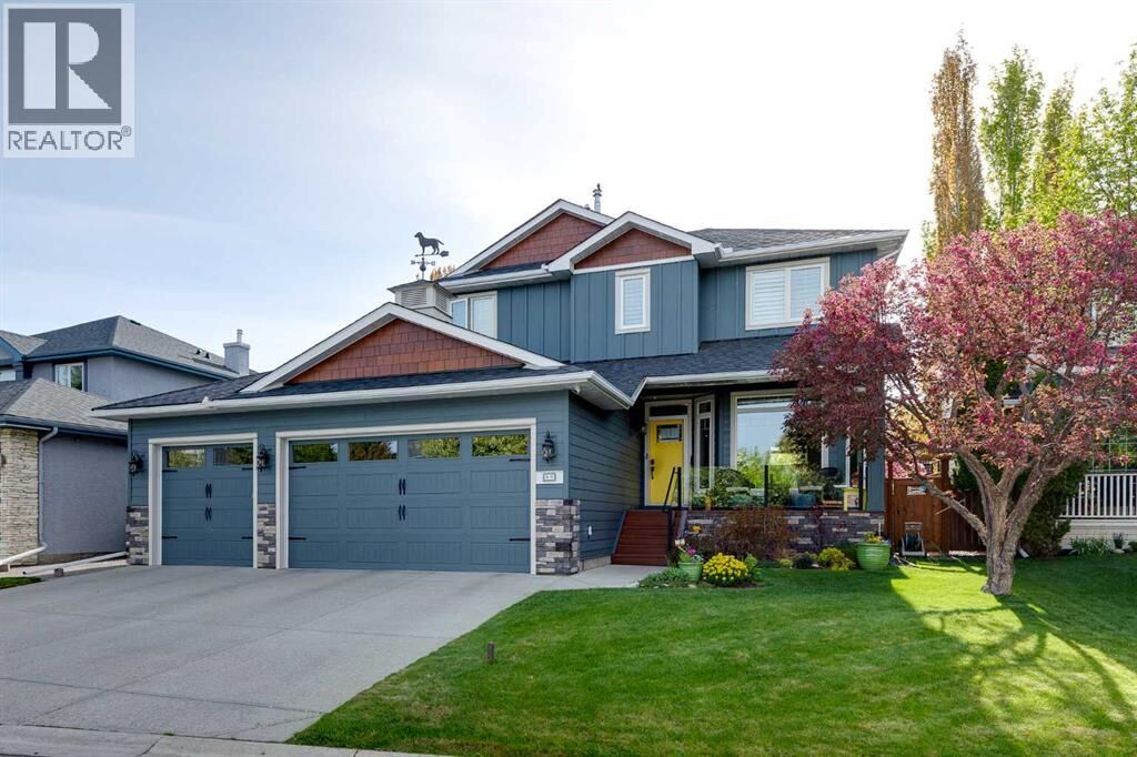 Property Photo: 89 Douglasdale Crescent Southeast AB T2Z 3A2