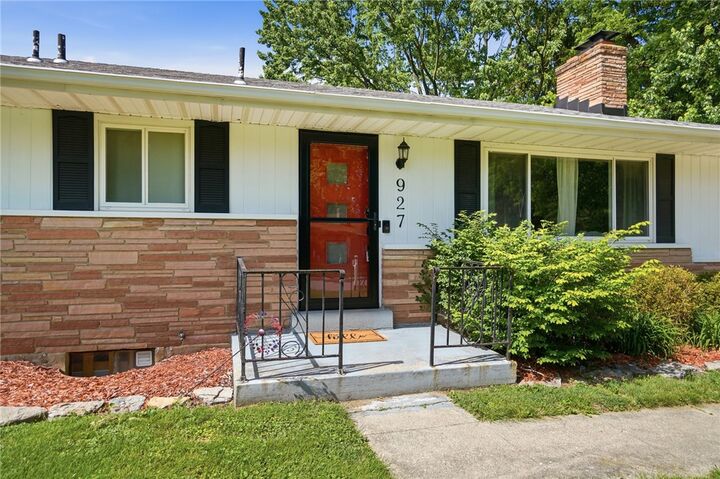 Property Photo:  927 Princewood Avenue  OH 45429 