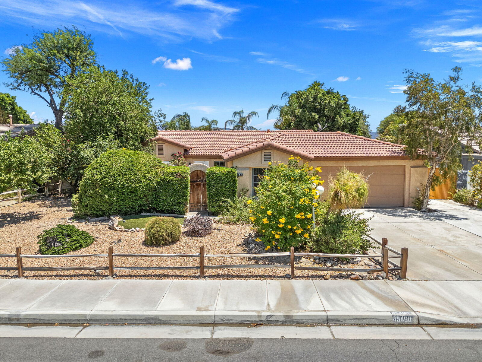 Property Photo:  45460 Coldbrook Lane  CA 92253 