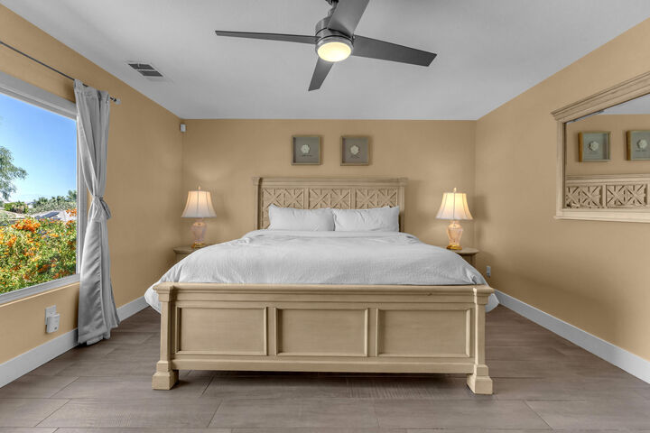 Property Photo:  43627 Regata Court  CA 92203 