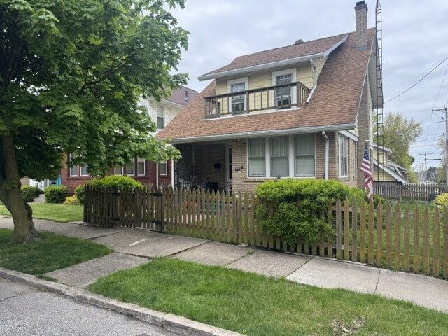 Property Photo: 1002 W 25th Street PA 16502