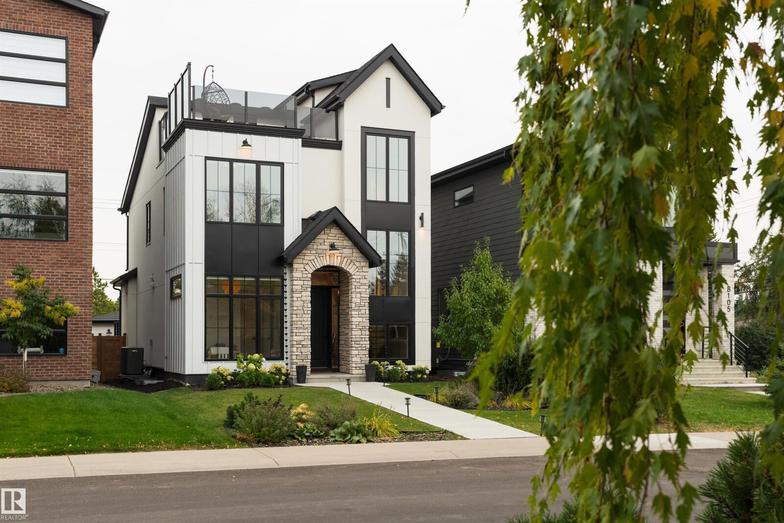 Property Photo:  8107 144 Street NW  AB T5R 0R3 
