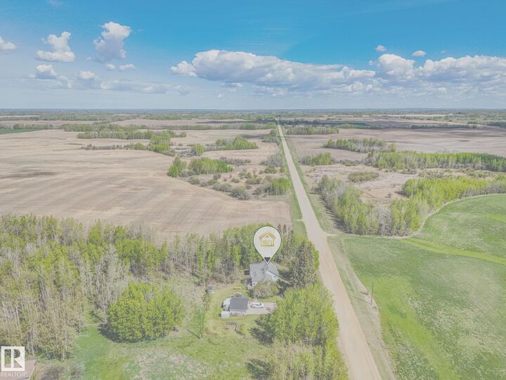 Property Photo:  51026 Rge Road 20  AB T7Y 2G2 