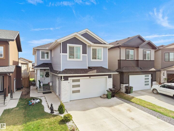 Property Photo:  1427 150 Avenue NW  AB T5Y 3R5 