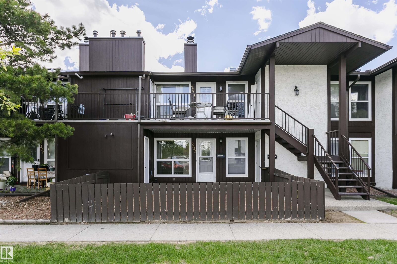 Property Photo:  9221 172 Street NW  AB T5T 3C3 