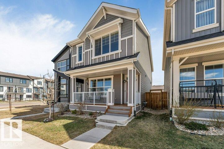 Property Photo:  1305 Darby Way SW  AB T6W 4N3 