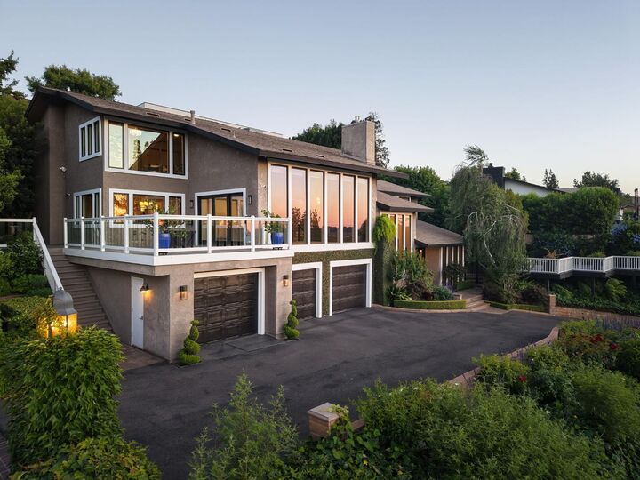 Property Photo:  7560 N Valentine Avenue  CA 93711 
