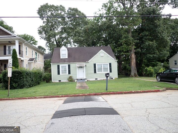 Property Photo:  1476 Cambridge Avenue  GA 30337 