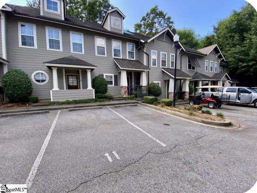 Property Photo:  20 Howe Street Unit 11  SC 29601 