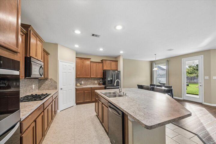 Property Photo:  21314 Suffolk Sky Court  TX 77449 