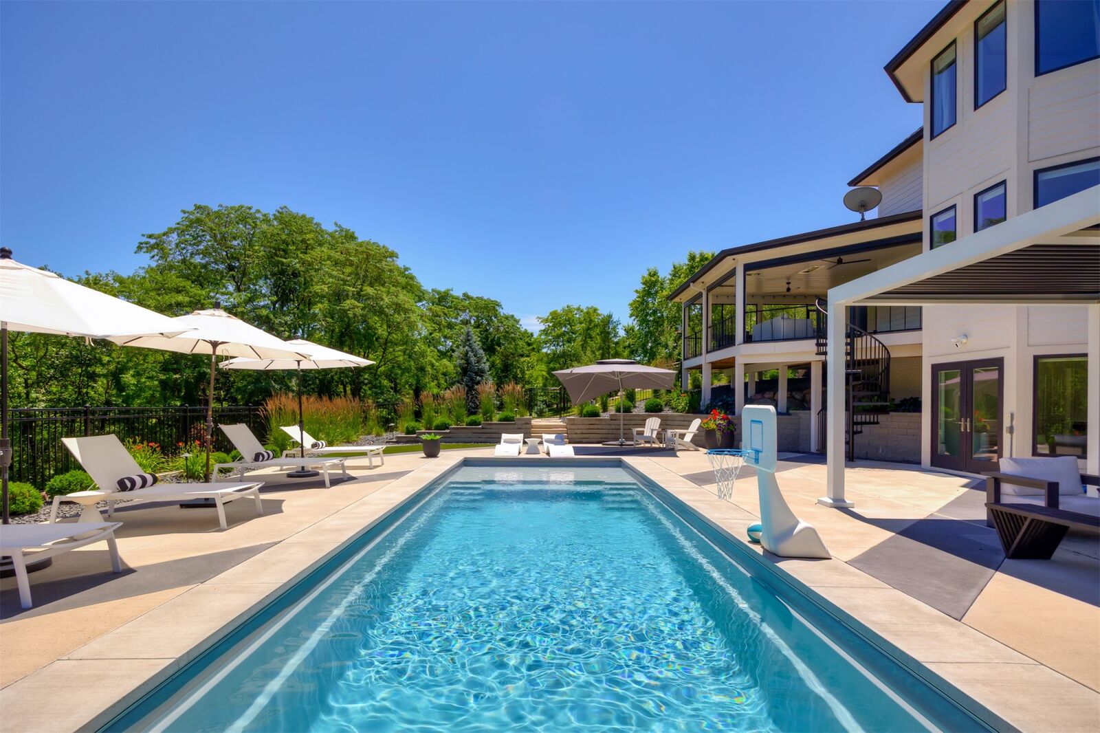 Property Photo: 1710 S 49th Street IA 50265