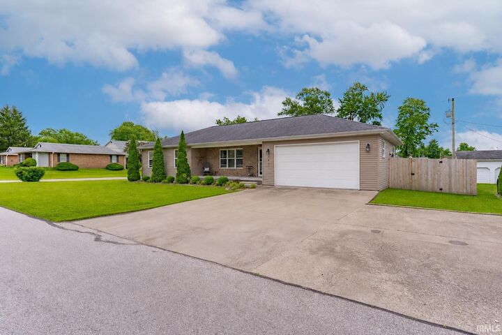 Property Photo: 705 Brett Cabel Road IN 47501