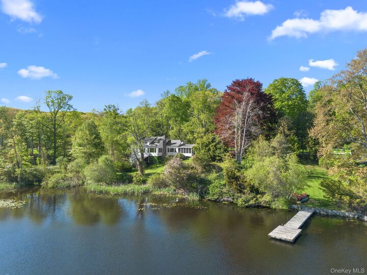 Property Photo: 122 Dutchess Drive NY 12531