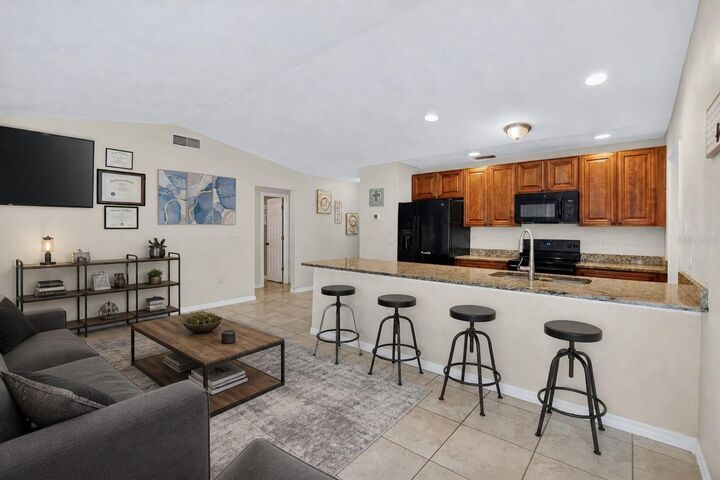 Property Photo:  7606 Leon Avenue  FL 33637 