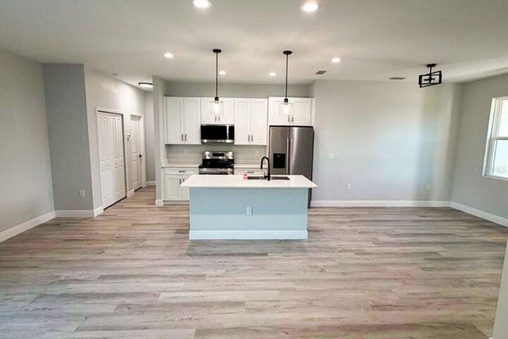 Property Photo:  7114 Sunnybrook Boulevard  FL 34224 
