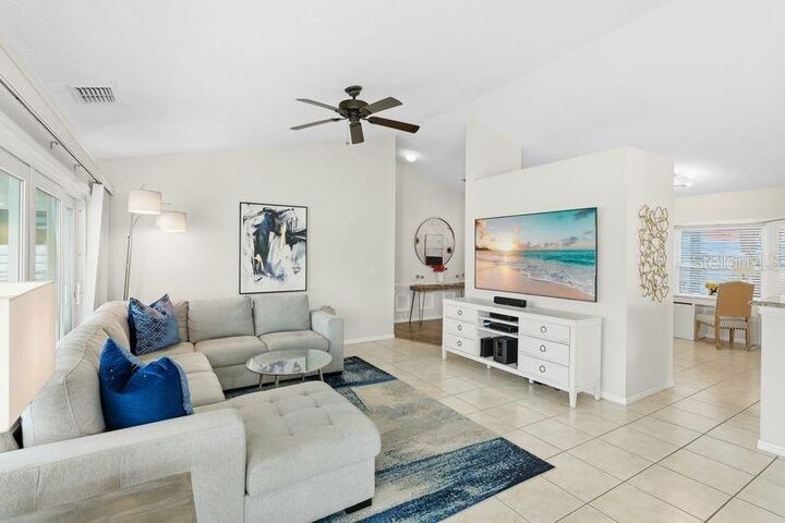 Property Photo:  4718 61st Avenue Terrace W  FL 34210 