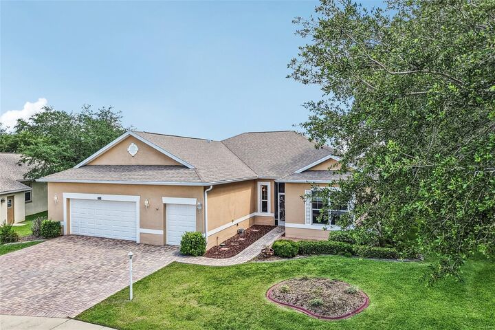 Property Photo:  3538 Mulberry Grove Loop  FL 34748 