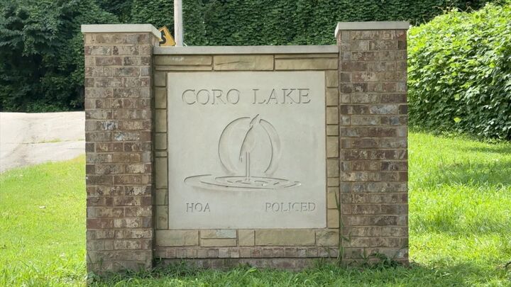 Property Photo:  4996 E Shore Dr  TN 38109 