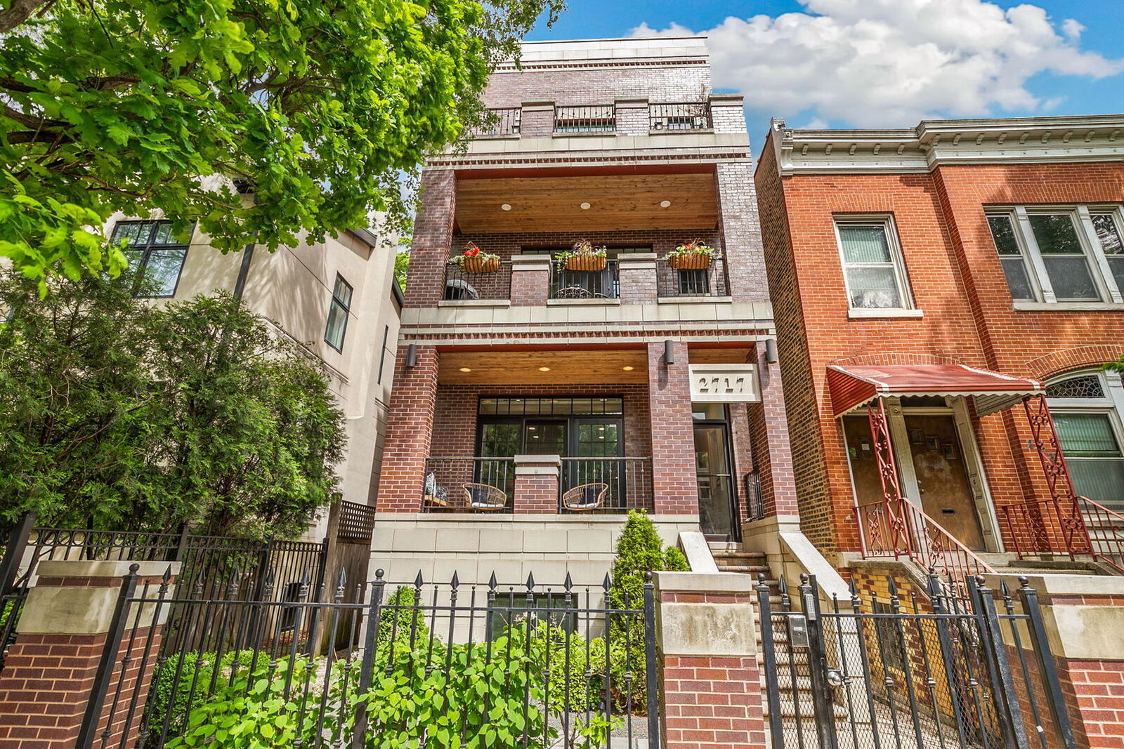 Property Photo: 2717 N Racine Avenue 1 IL 60614