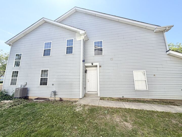 Property Photo:  1329 Newport Street  IL 60060 