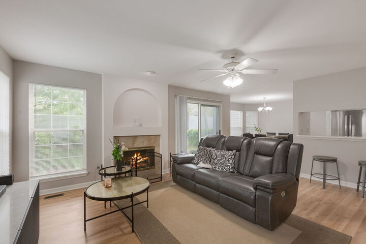 Property Photo:  647 N Charter Hall Drive  IL 60067 