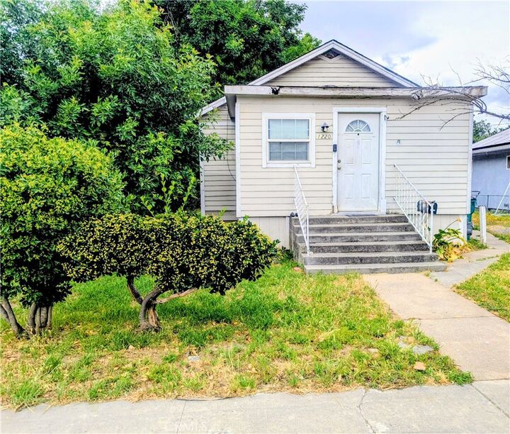 Property Photo: 1220 5th Ave CA 96021