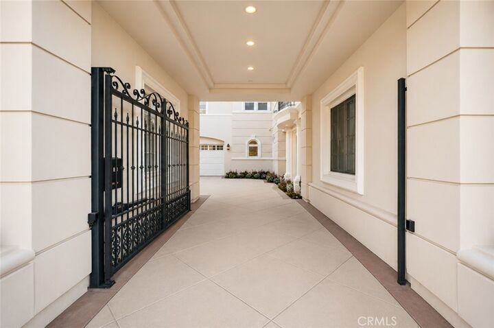 Property Photo:  3815 Marfield  CA 91356 