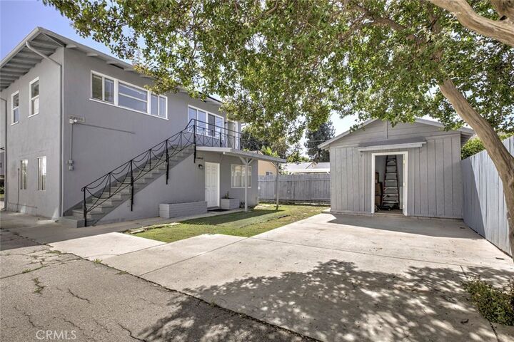 Property Photo:  14916 Wyandotte  CA 91405 