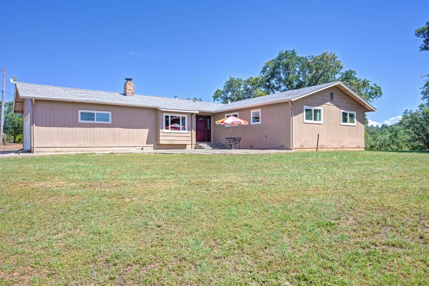 Property Photo: 2750 Briarwood Lane CA 95603