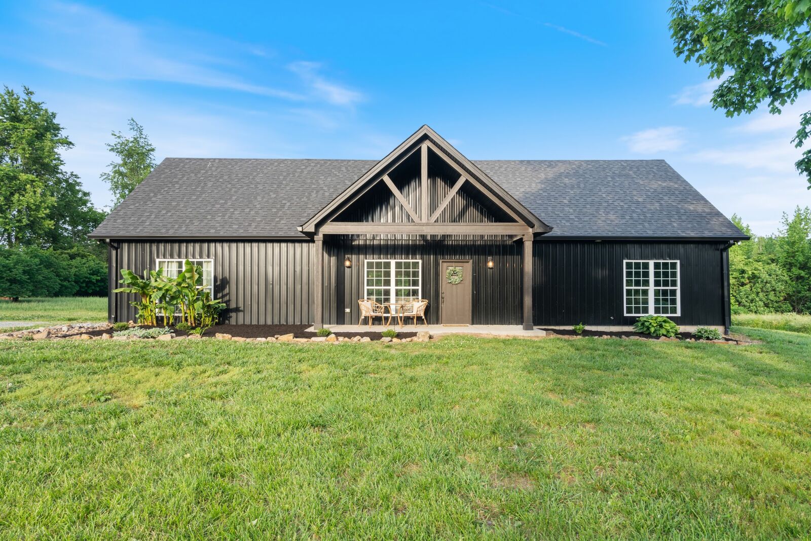 Property Photo:  1027 Lockridge Ln  TN 37015 