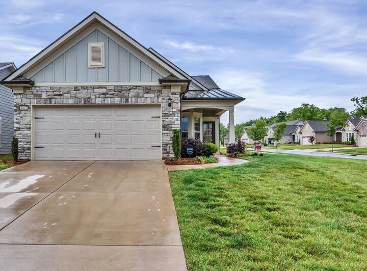 Property Photo: 4007 Scott Ct TN 37174