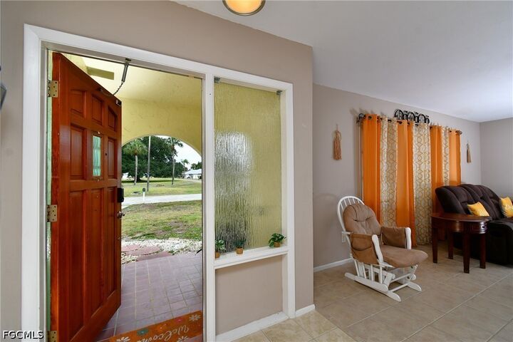 Property Photo:  316 North Avenue  FL 33936 
