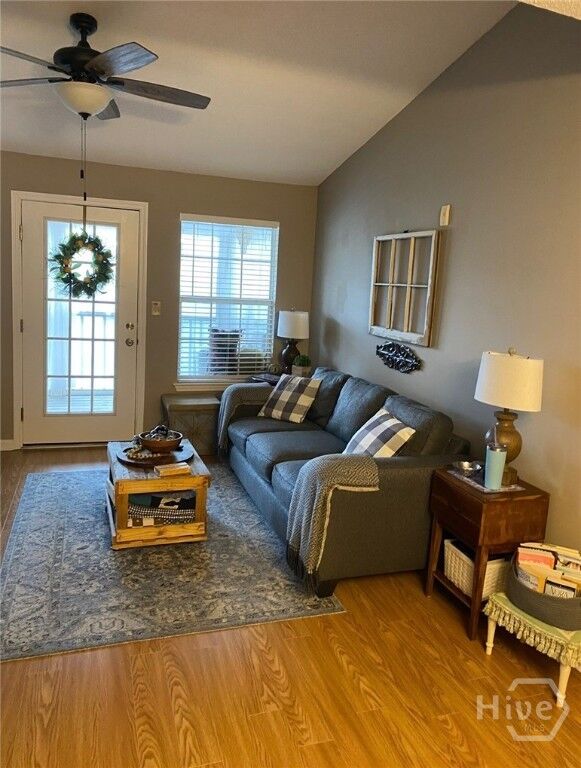 Property Photo:
