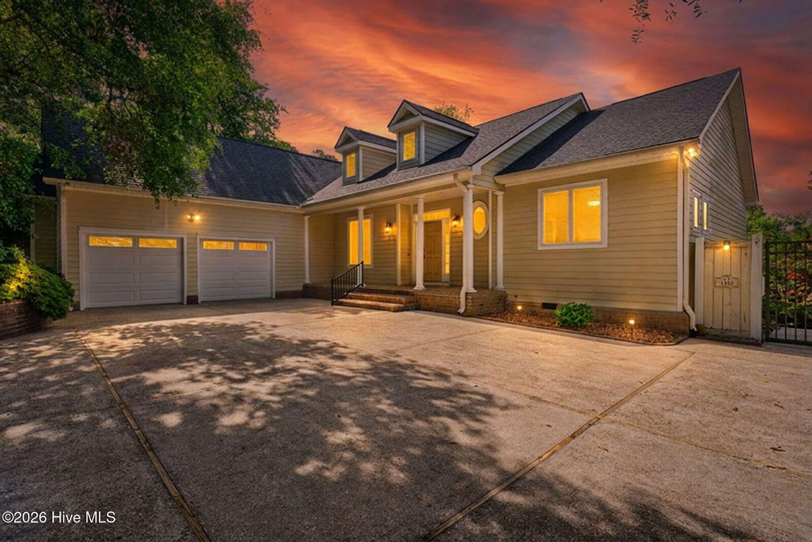 Property Photo:  1410 N Shore Drive  NC 28461 