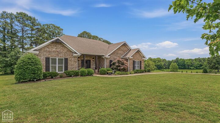 Property Photo:  200 County Road 7802  AR 72401 