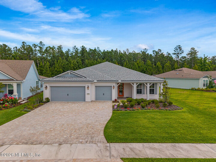 Property Photo: 613 Witty Banter Court FL 32097