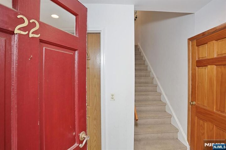 Property Photo:  22 Mountain Avenue  NJ 07675 