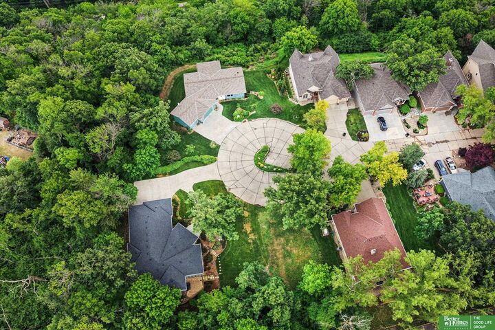 Property Photo:  10238 N 29th Court  NE 68122 