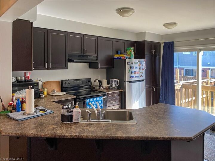 Property Photo:  39 Glenvista Drive  ON N2R 0E4 
