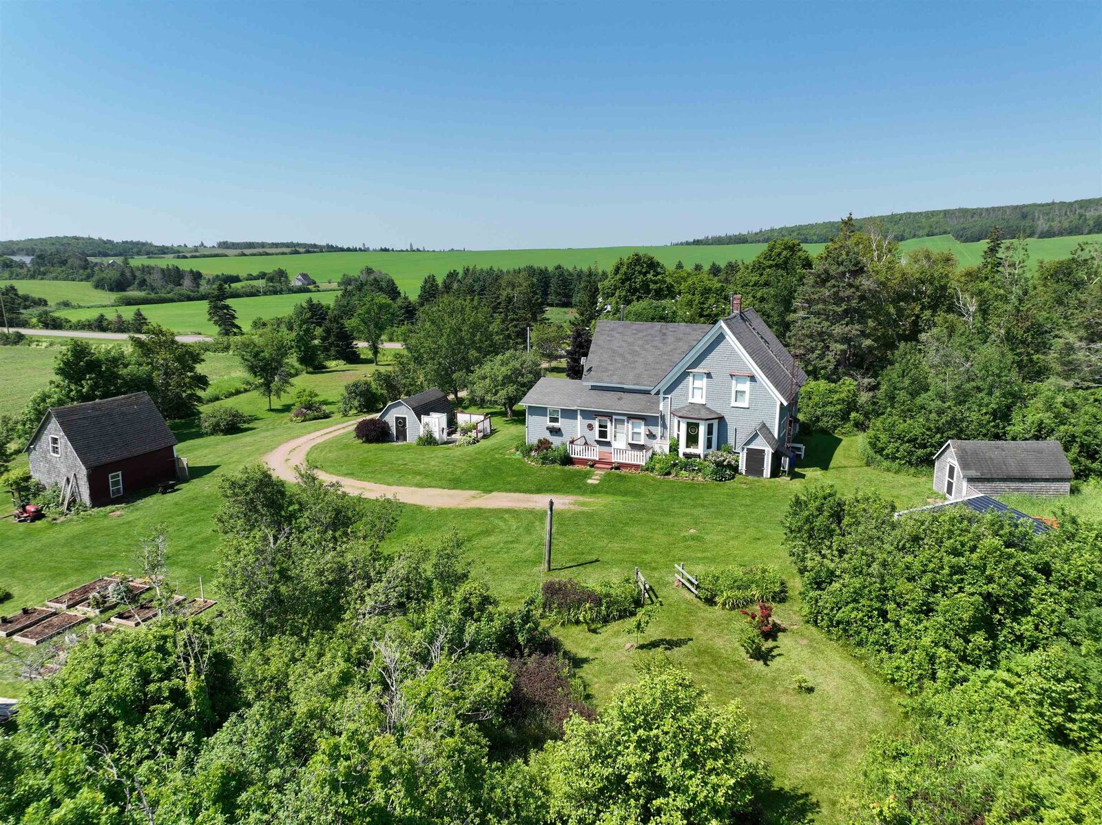 Property Photo: 753 Long River Road PE C0B 1M0
