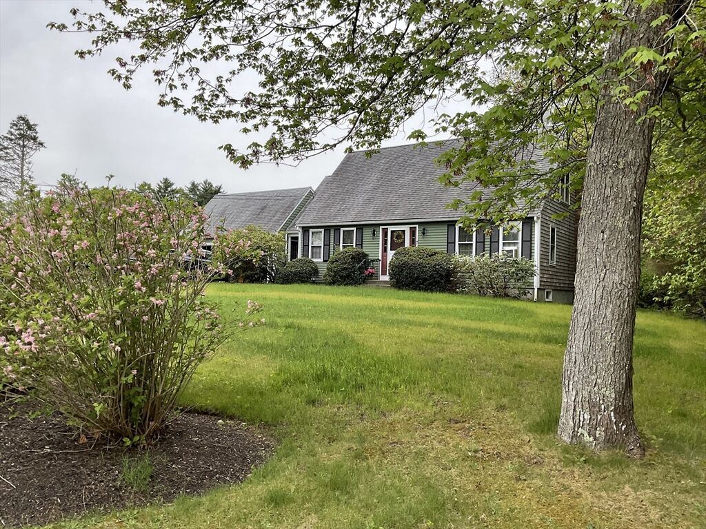 Property Photo: 7 Bisbee Dr MA 02330