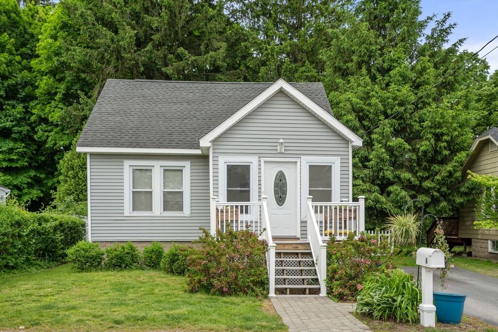 Property Photo:  6 Pineland Ave  MA 01545 
