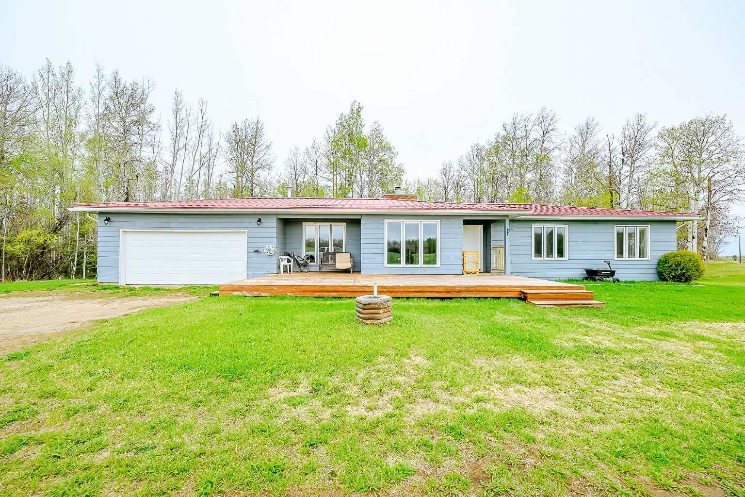 Property Photo: 72338 224 Range AB T0H 3N0