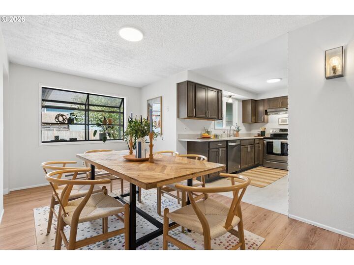 Property Photo:  2509 N Kilpatrick St  OR 97217 