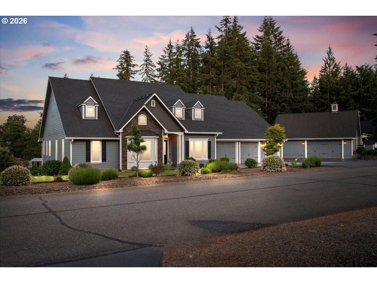 Property Photo:  4398 Croisan Ridge Way S  OR 97302 