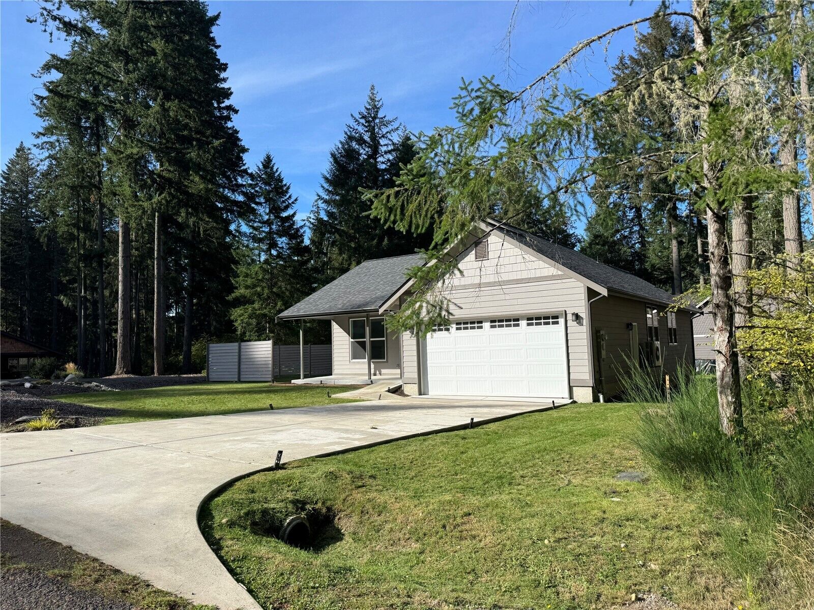 Property Photo:  11813  Island Drive  WA 98303 