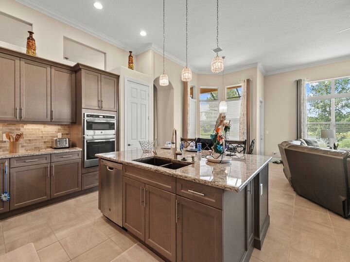 Property Photo: 4405 65th Drive FL 32967